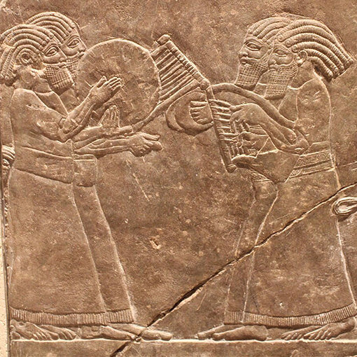 نقشی از دف بر یک سنگنگاره از بینالنهرین باستان