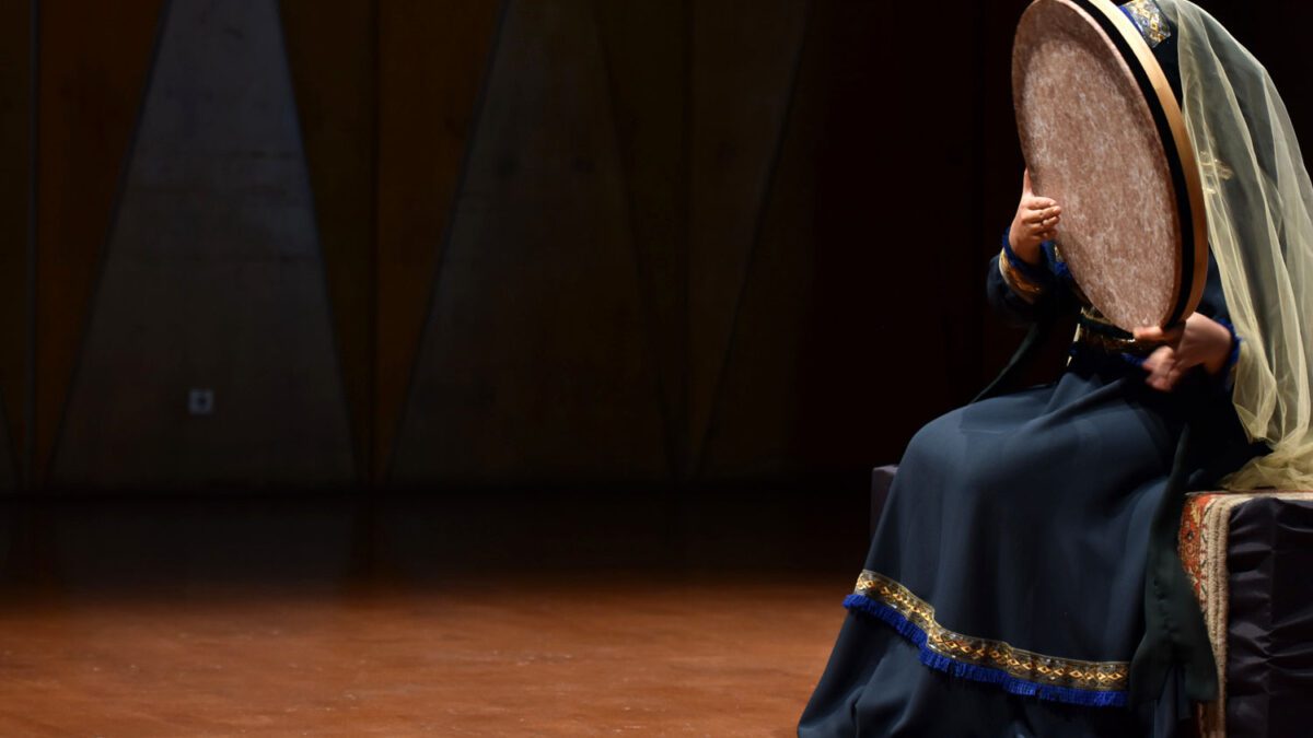 برترین نوازندگان دف ایران؛ آشنایی با چهره‌های ماندگار دف‌نوازی